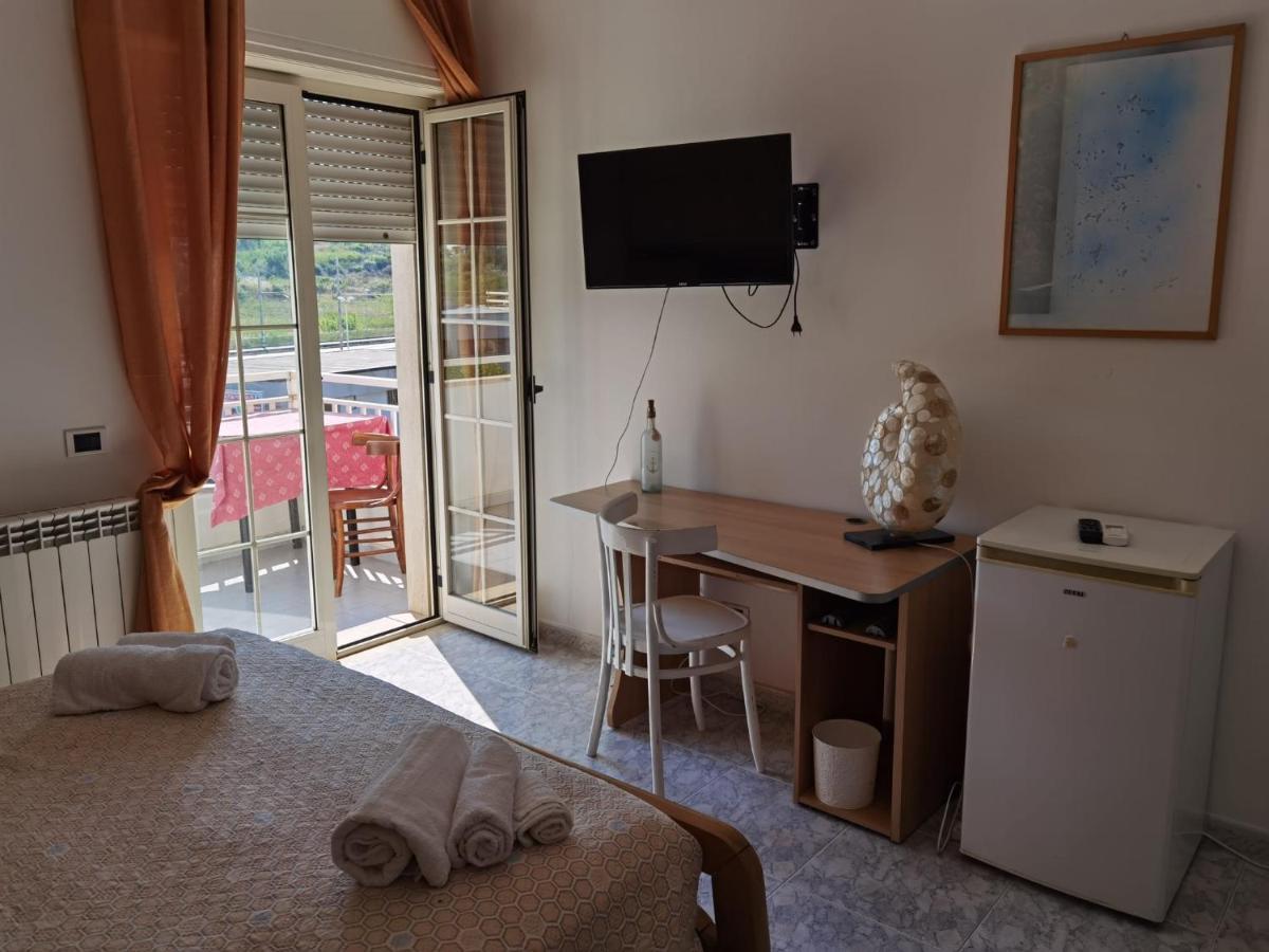 Bed and Breakfast Rosy House Scalea Zewnętrze zdjęcie